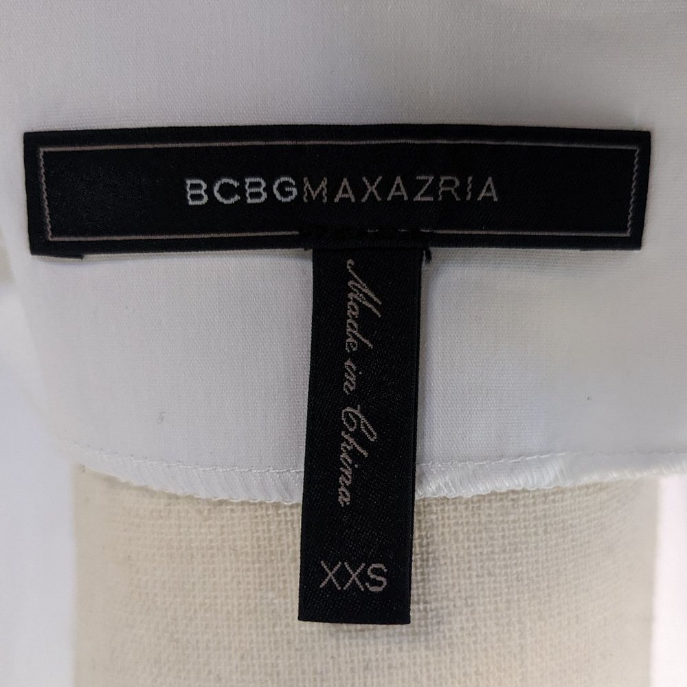 NEW BCBG Maxazria White Puff Sleeved Top - Picture 5 of 5